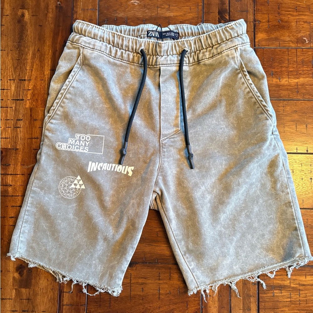 Zara Men's Sand Washed Olive Graphic Drawstring Shorts - Small NWOT